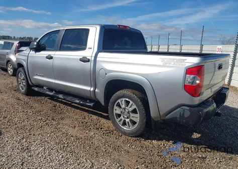 2014 Toyota Tundra Sr5 4.6L V8 z USA, uszkodzony, nr VIN 5TFEM5F11EX079572